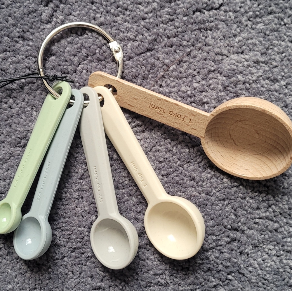 Kitchen Innovations Beechwood and Silicone Measuring Spoons NEW